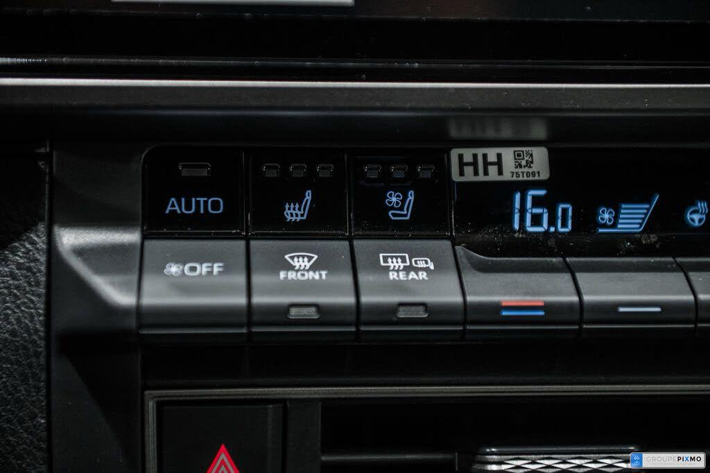 Car Image 2026 TOYOTA CAMRY XSE
