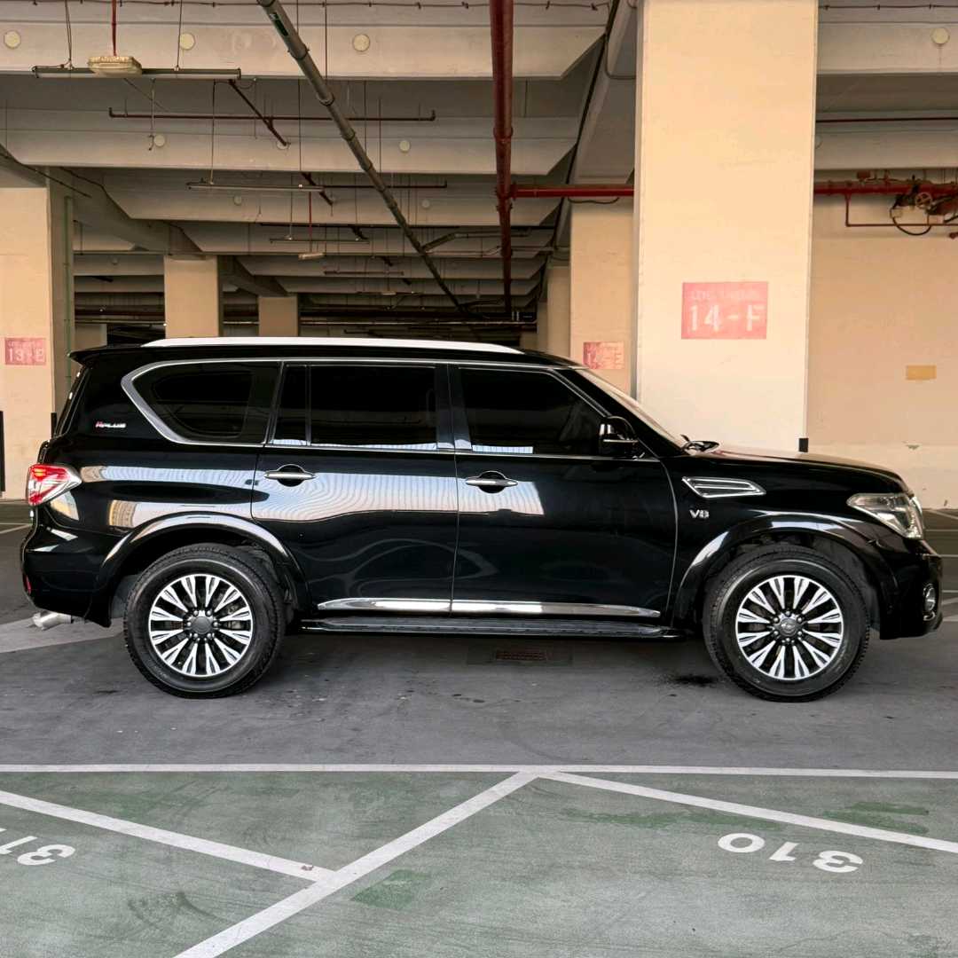 Car Image 2019 NISSAN PATROL Titanium
