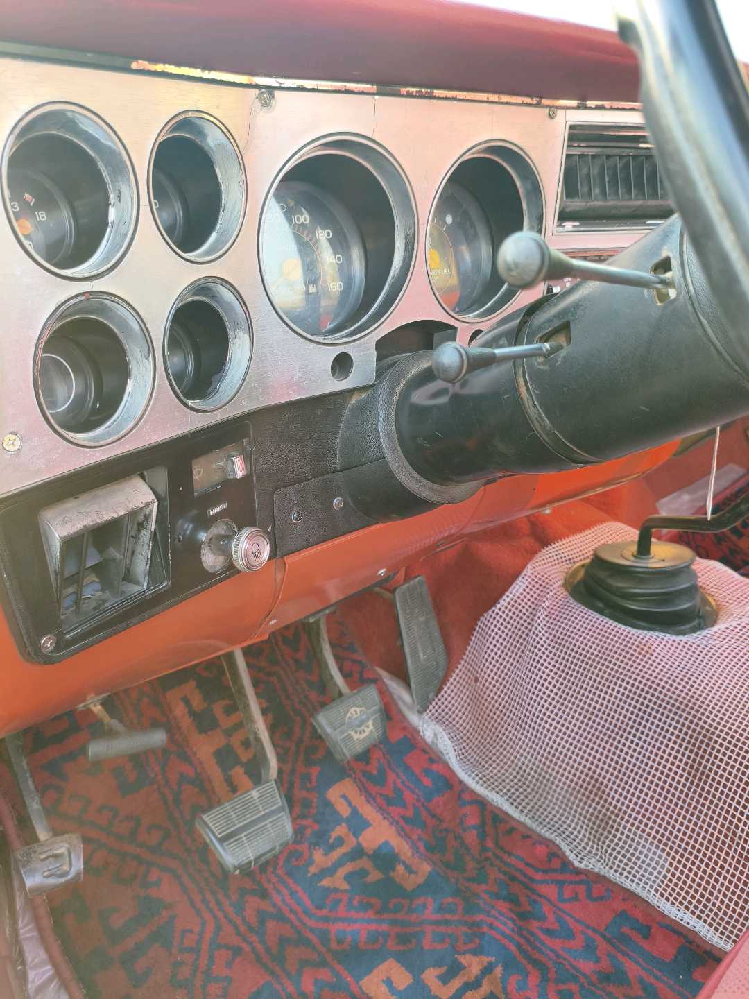 Car Image 1983 GMC SIERRA 