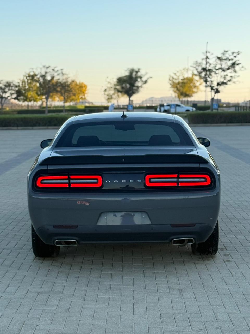 Car Image 2018 DODGE CHALLENGER SXT