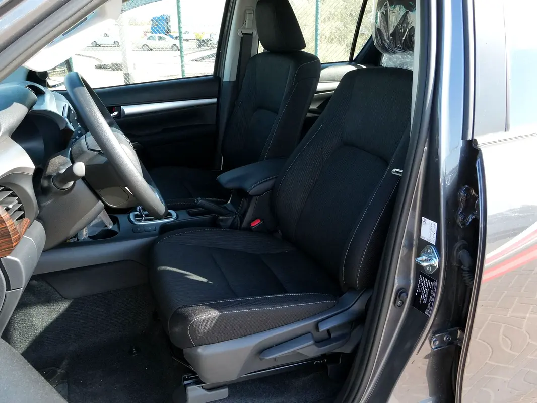 Car Image 2026 TOYOTA HILUX 2.7