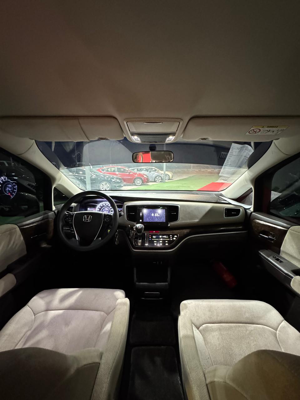 Car Image 2020 HONDA Odyssey 