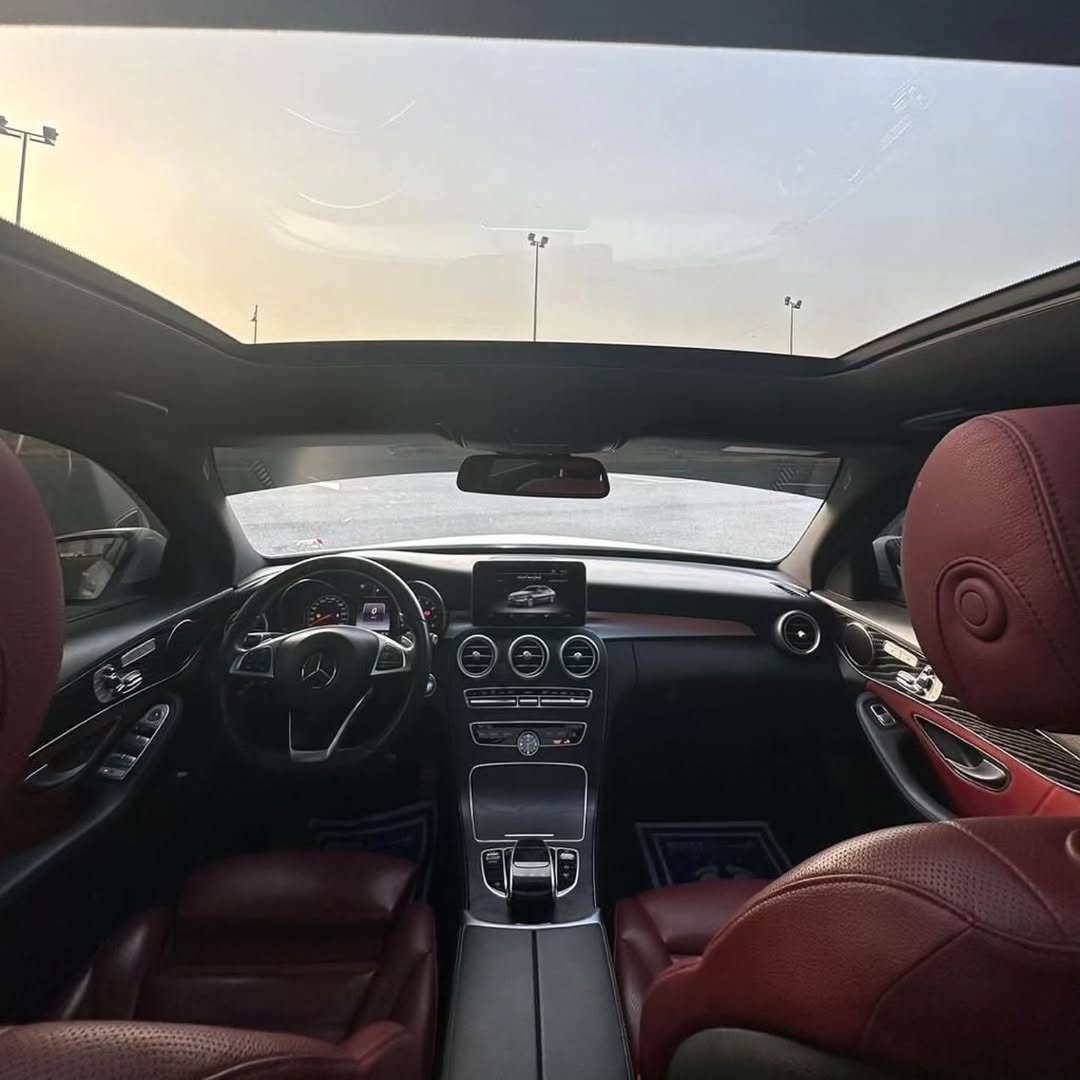 Car Image 2018 MERCEDES C Class 200