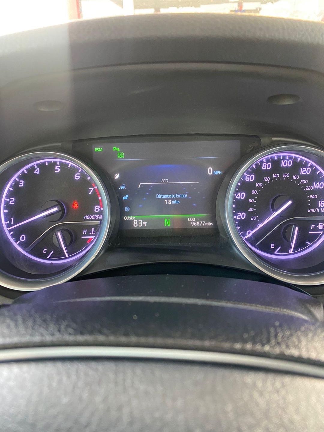 Car Image 2018 TOYOTA CAMRY XLE