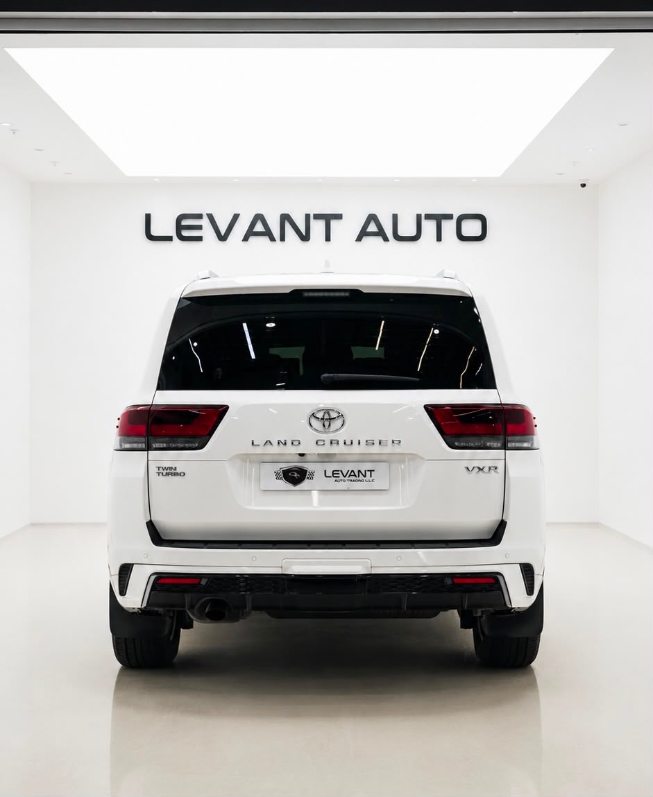 Car Image 2025 TOYOTA LAND CRUISER VX.R