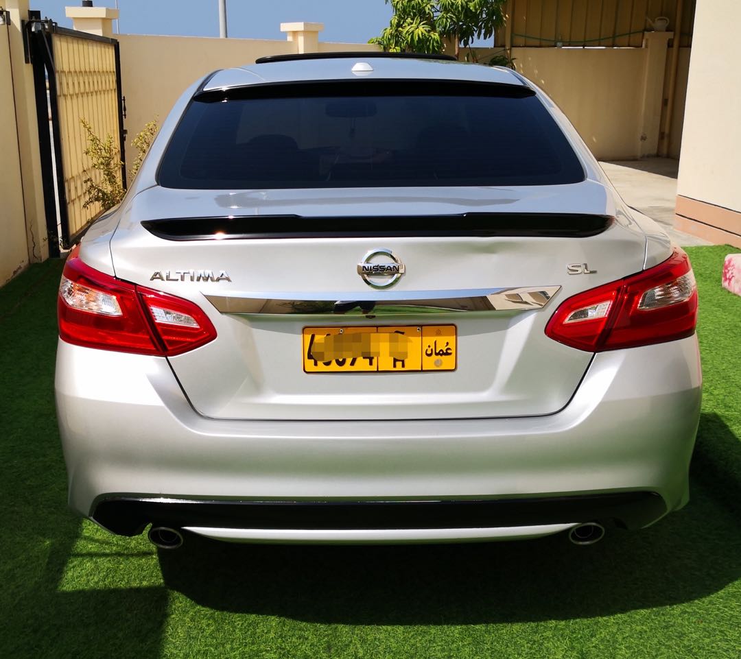 Car Image 2017 NISSAN ALTIMA SL