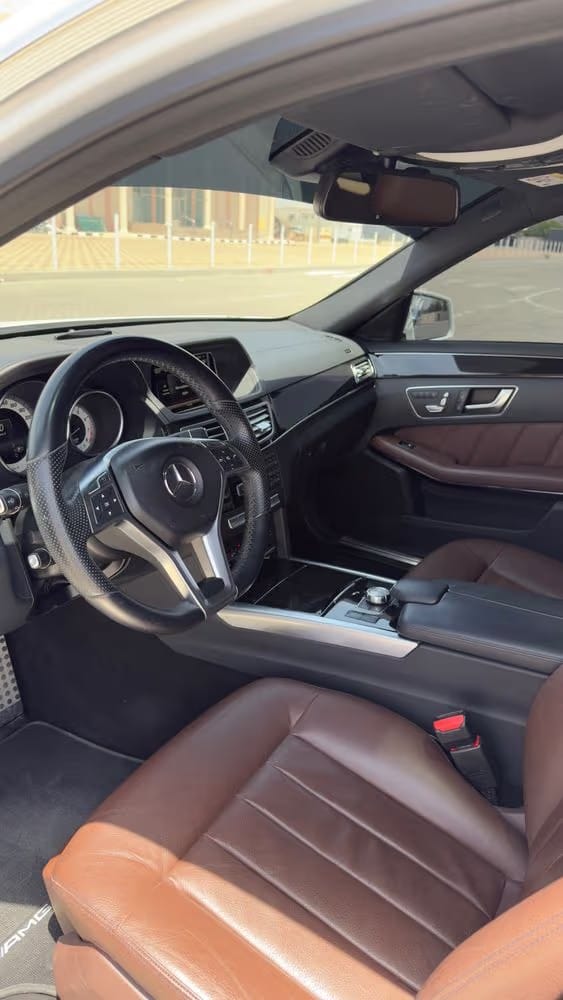 Car Image 2014 MERCEDES E Class 300