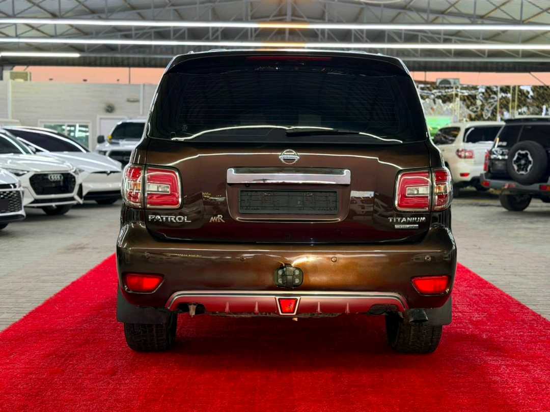 Car Image 2017 NISSAN PATROL Titanium