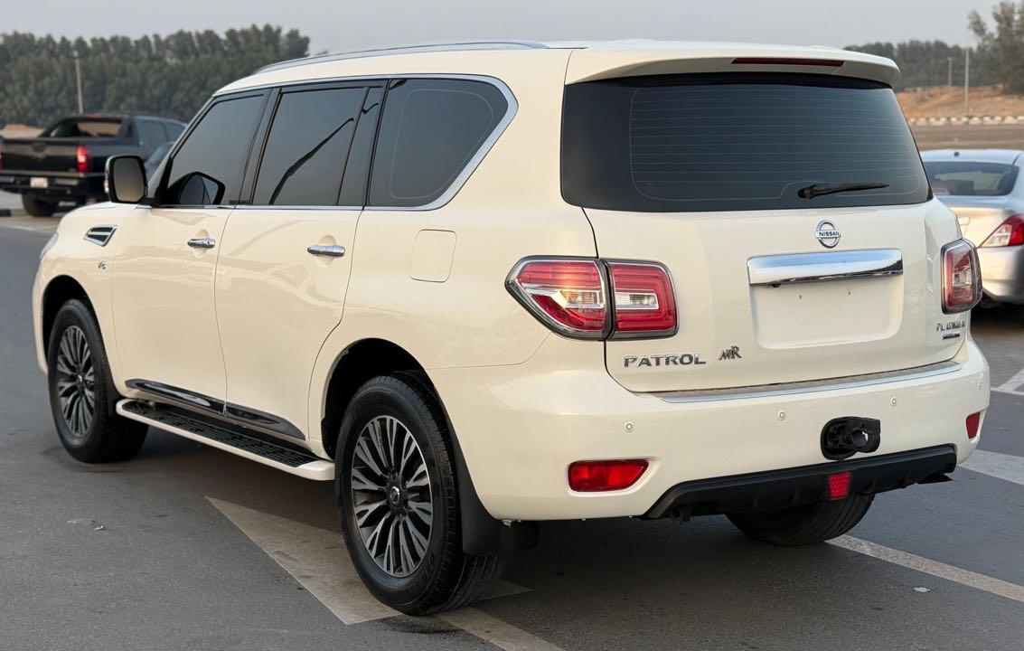 Car Image 2016 NISSAN PATROL Titanium