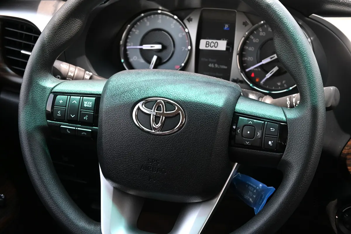Car Image 2026 TOYOTA HILUX DLX