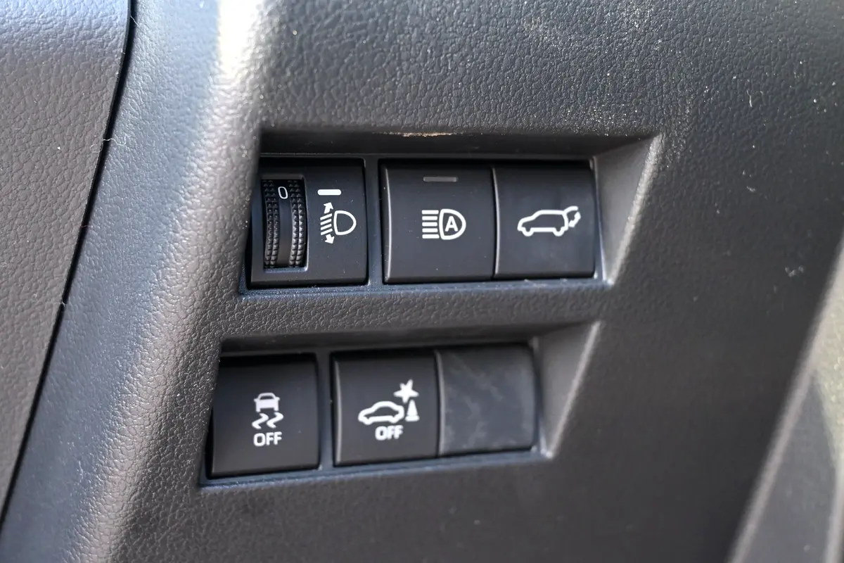 Car Image 2026 TOYOTA LAND CRUISER GX.R
