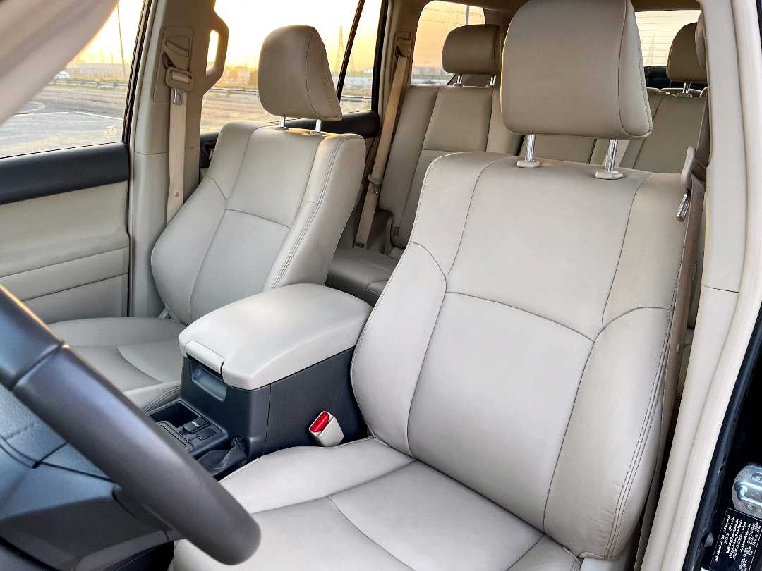 Car Image 2023 TOYOTA Prado TXL