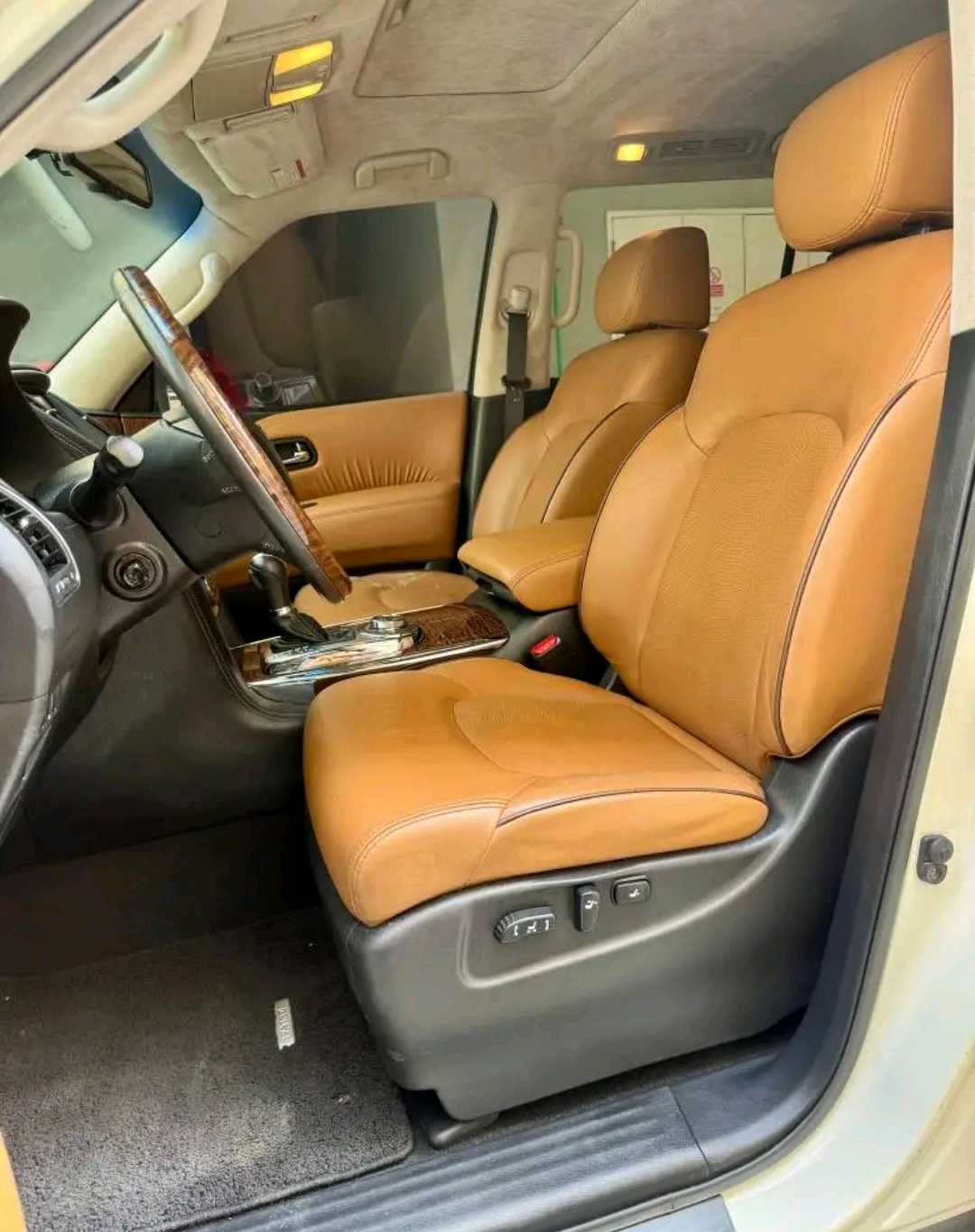Car Image 2015 NISSAN PATROL Platinum