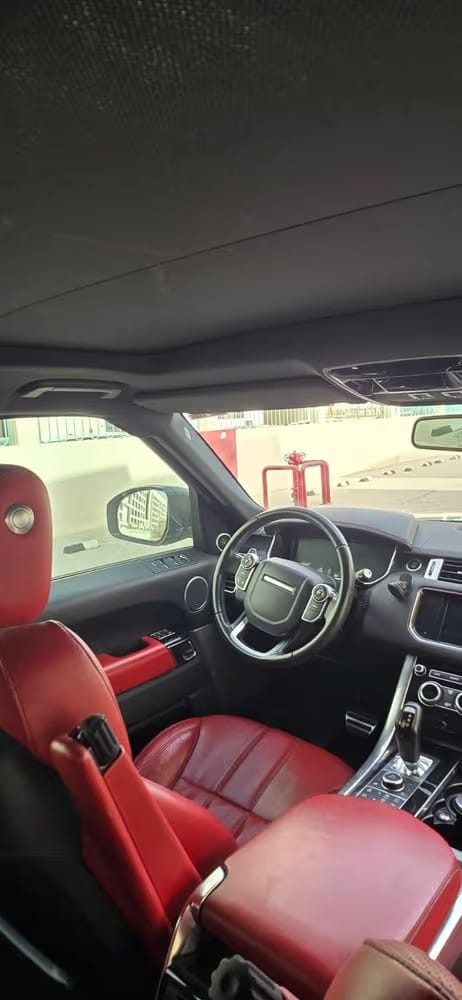 Car Image 2016 LAND ROVER SPORT 