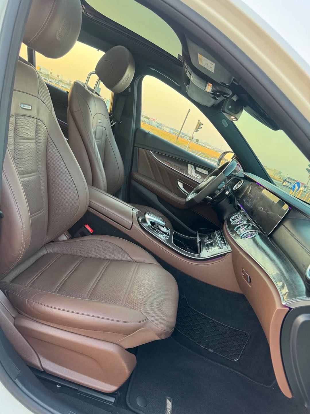 Car Image 2017 MERCEDES E Class E 63