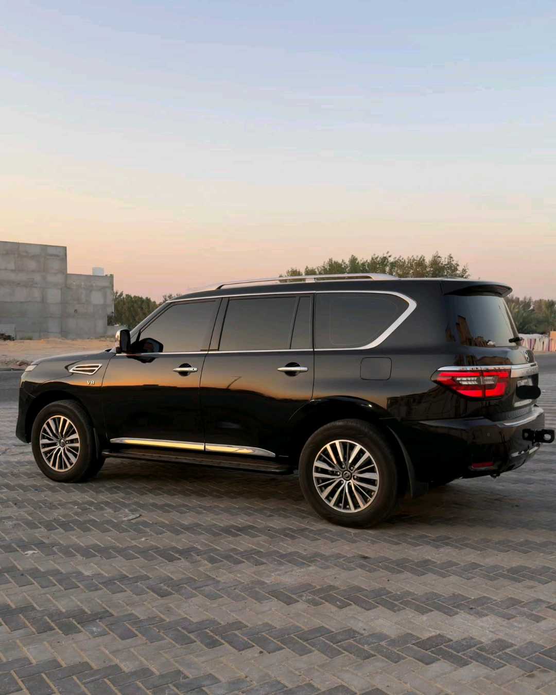 Car Image 2021 NISSAN PATROL Platinum