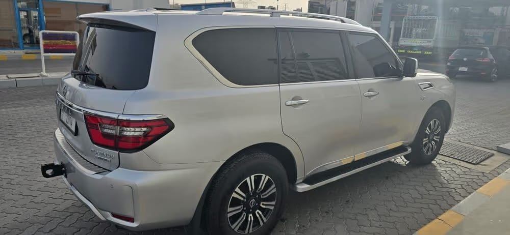 Car Image 2017 NISSAN PATROL 