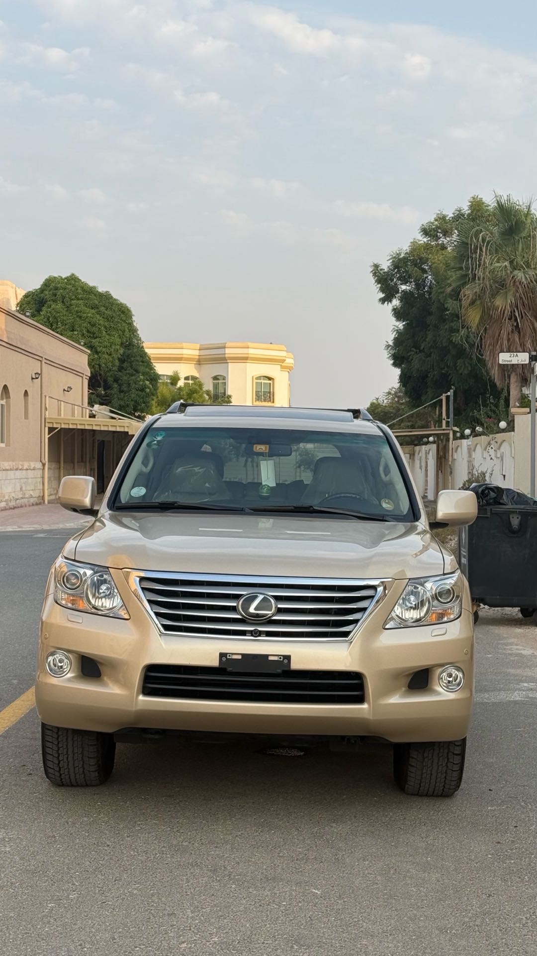 Car Image 2010 LEXUS LX 570