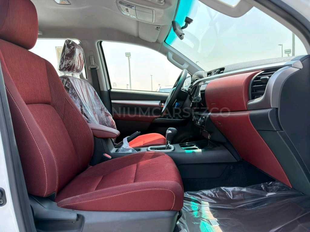 Car Image 2026 TOYOTA HILUX 2.7