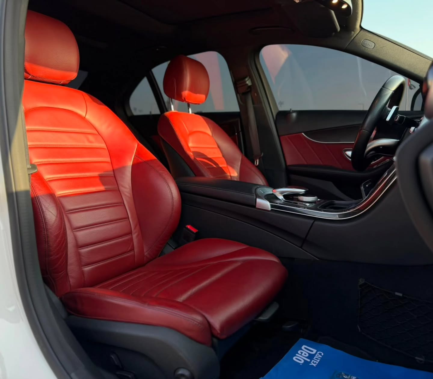 Car Image 2019 MERCEDES C Class 200