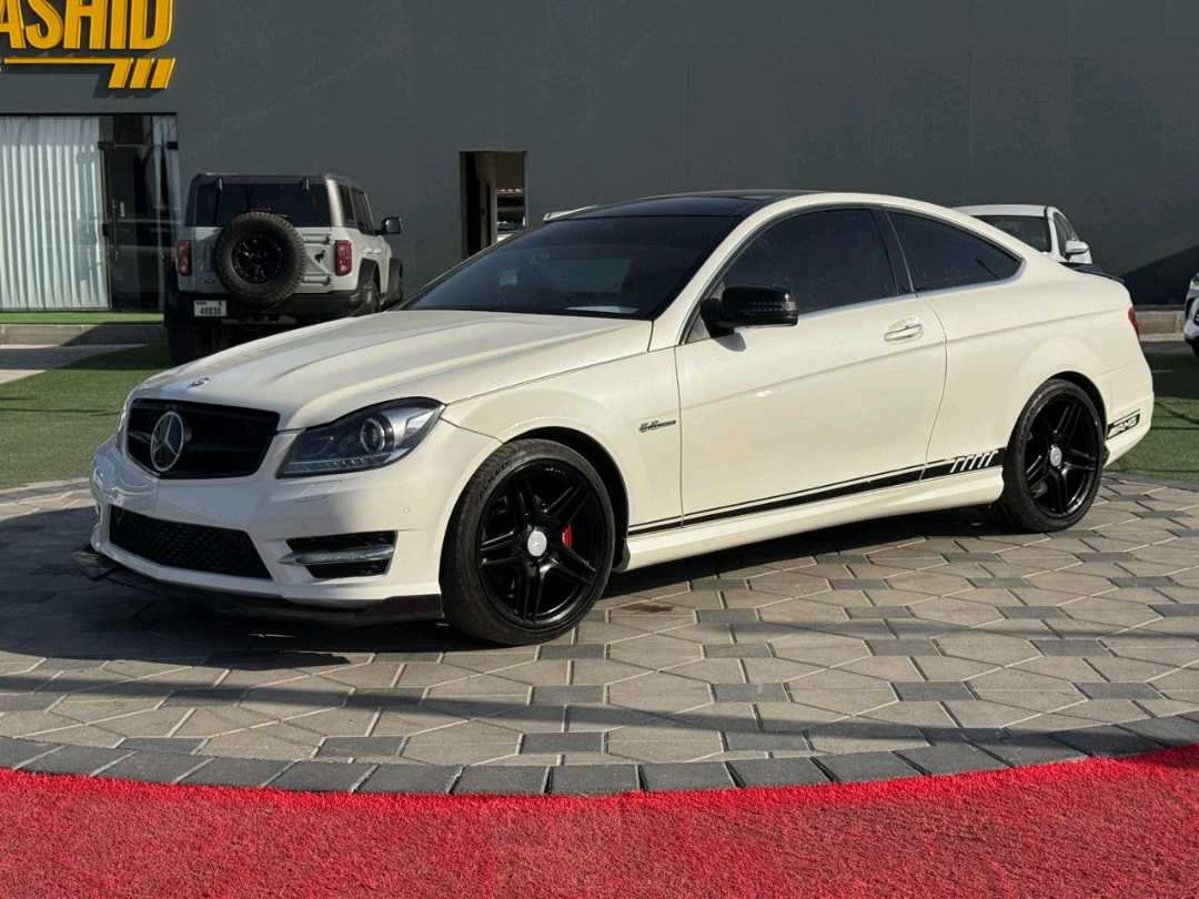 Car Image 2014 MERCEDES C Class 250