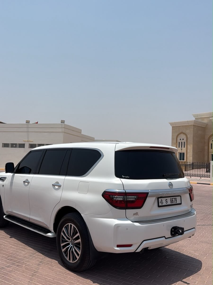Car Image 2021 NISSAN PATROL Platinum