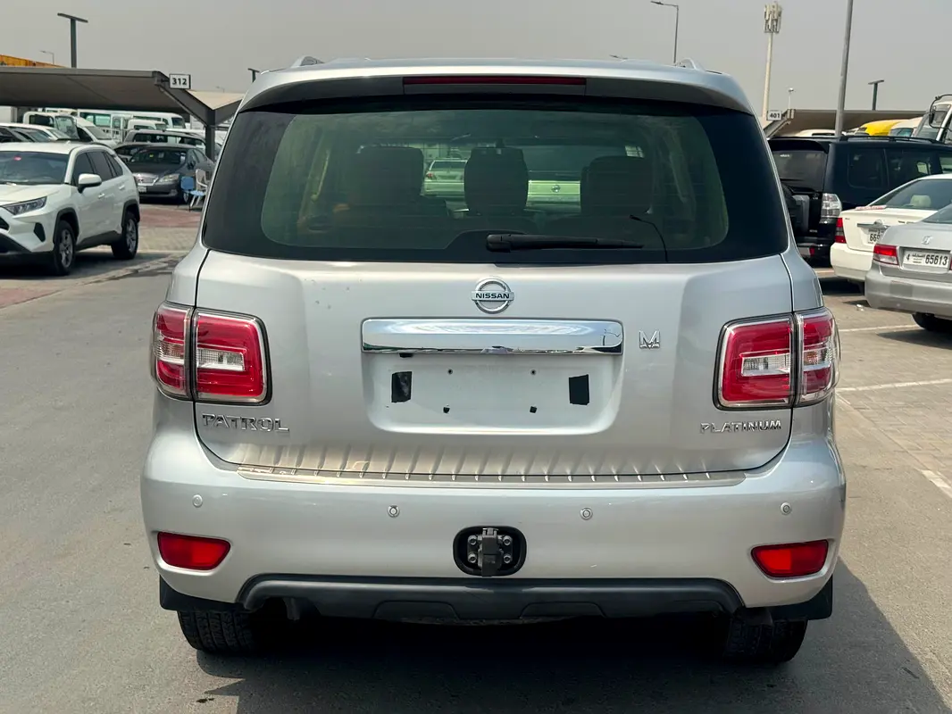 Car Image 2017 NISSAN PATROL SE
