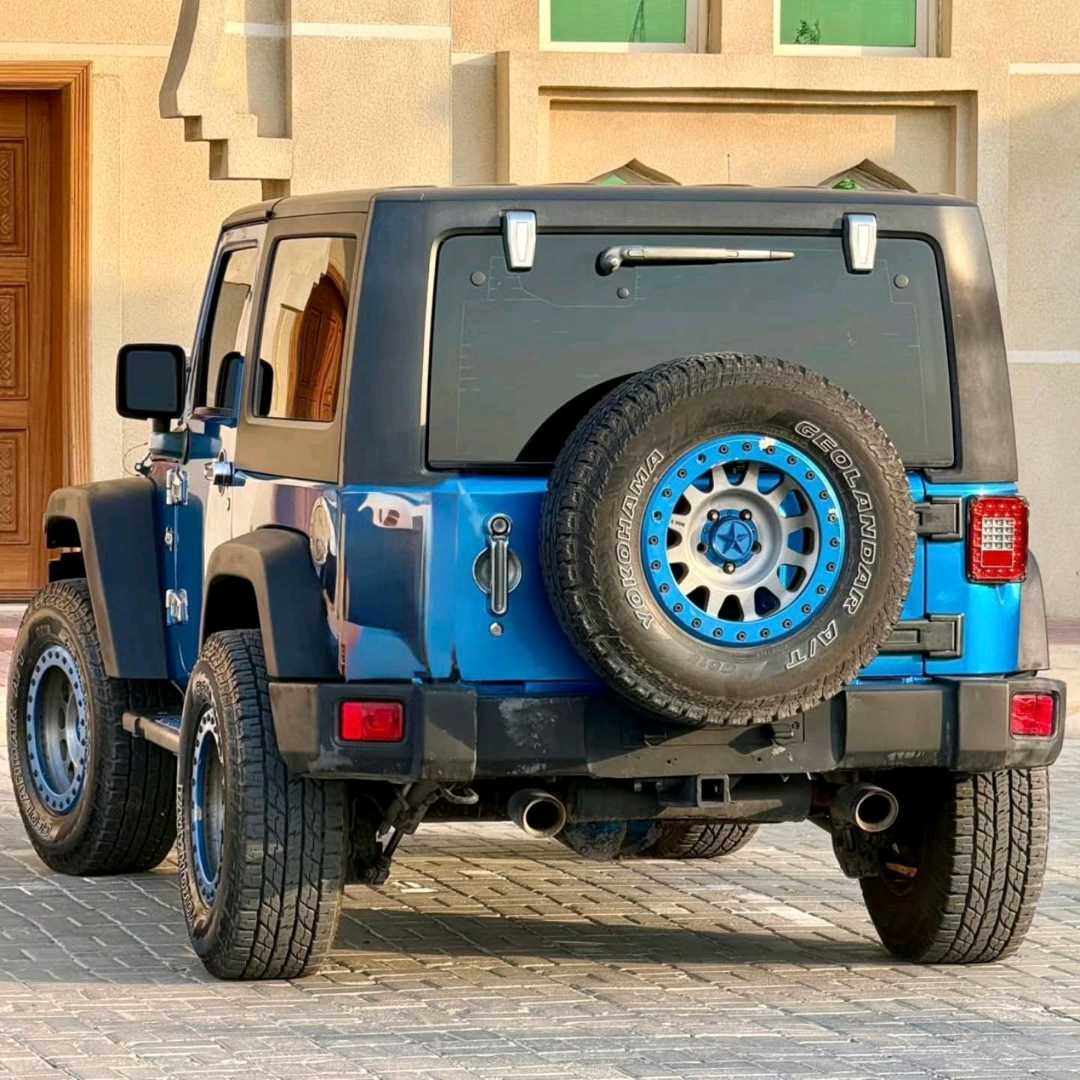 Car Image 2015 JEEP WRANGLER Sport