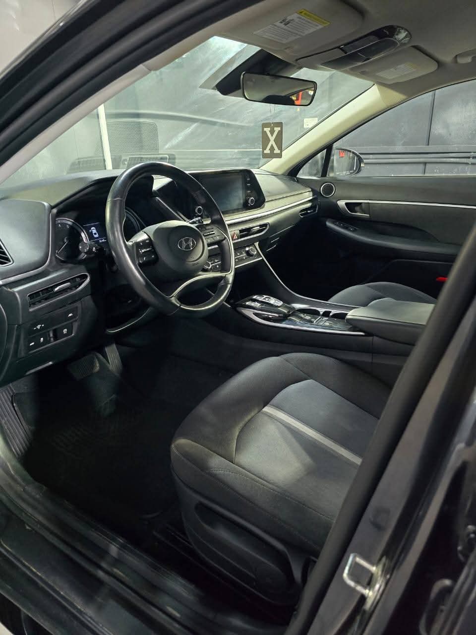 Car Image 2021 HYUNDAI SONATA SE