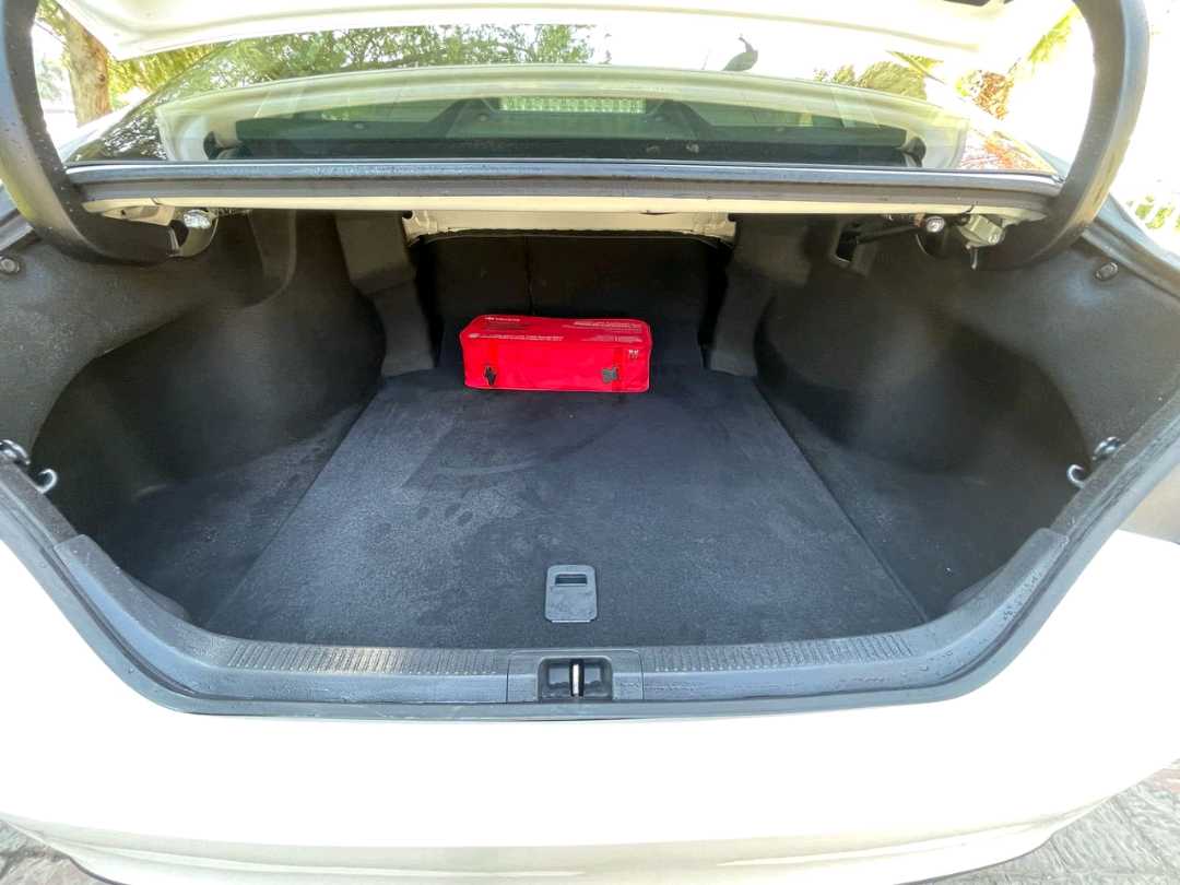 Car Image 2023 TOYOTA CAMRY SE
