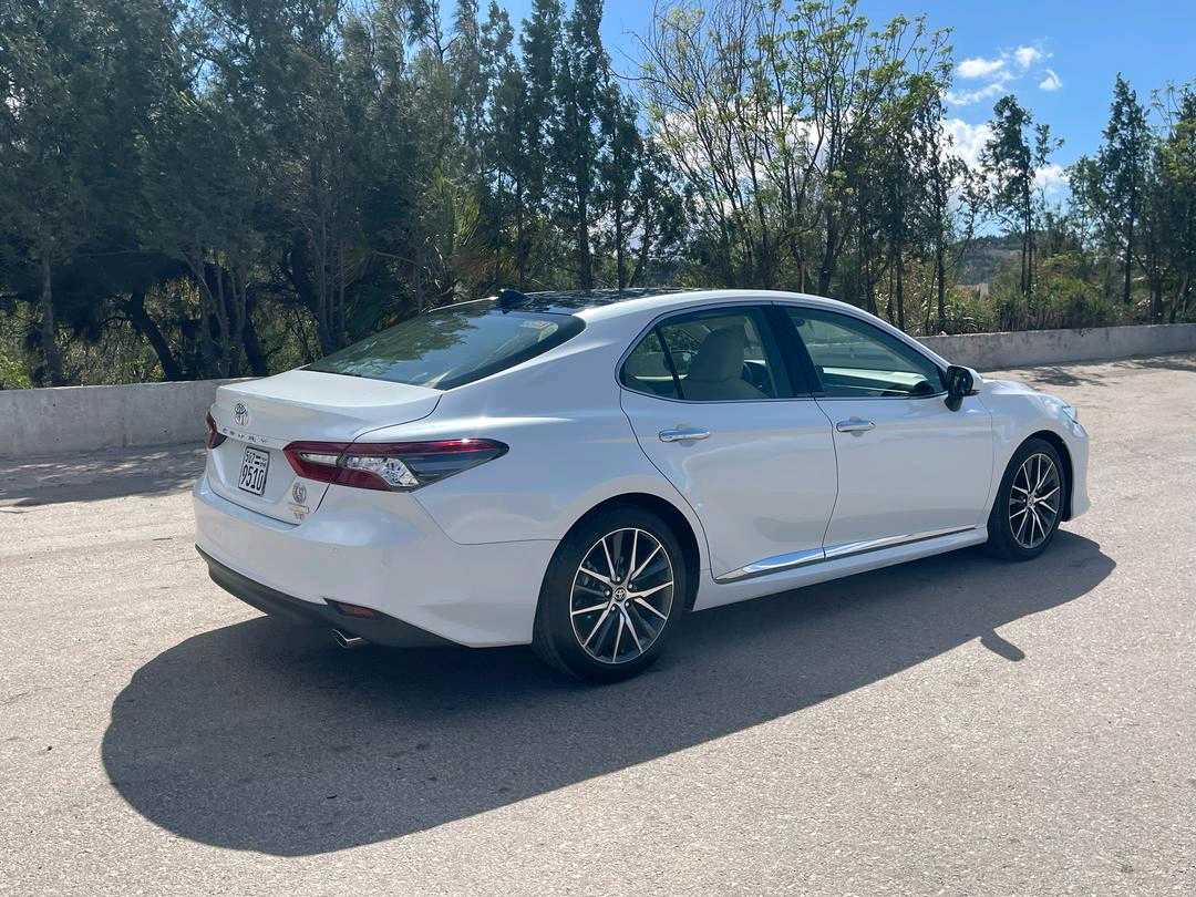 Car Image 2023 TOYOTA CAMRY SE