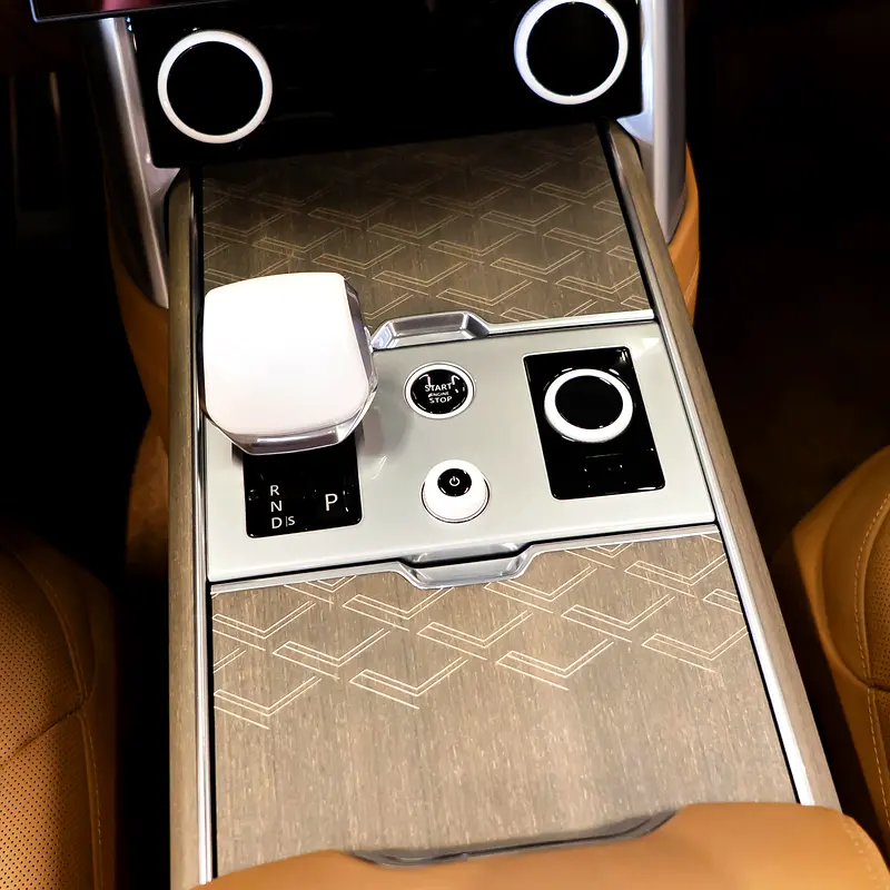 Car Image 2023 LAND ROVER VOGUE 