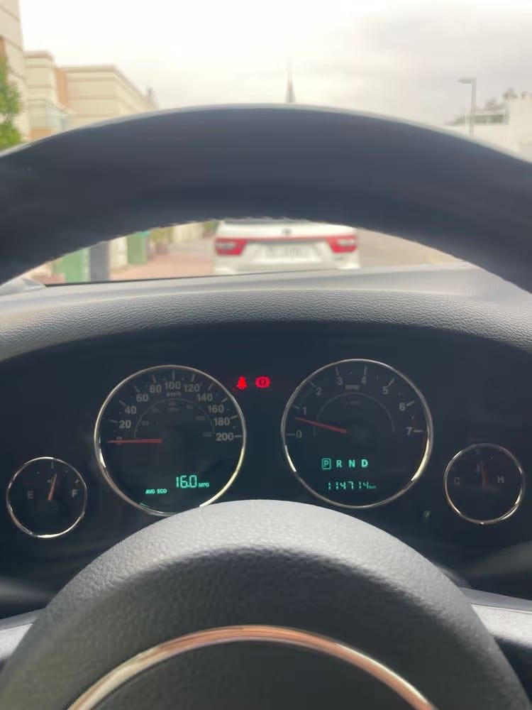 Car Image 2018 JEEP WRANGLER Sport