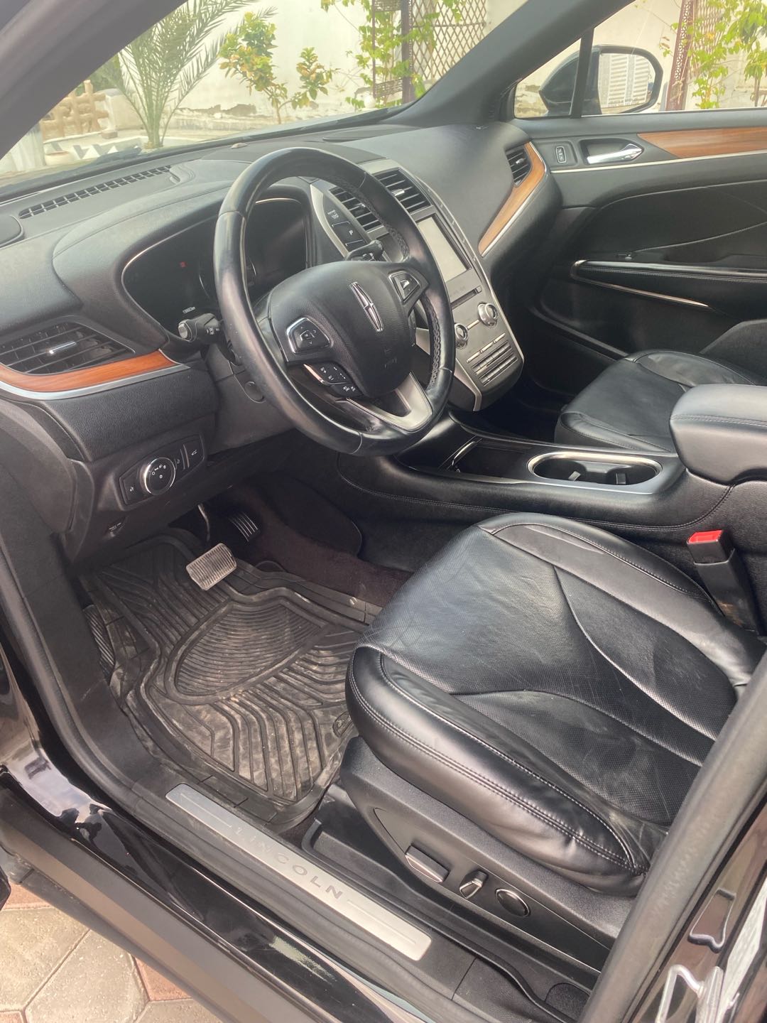 Car Image 2017 LINCOLN MKC 