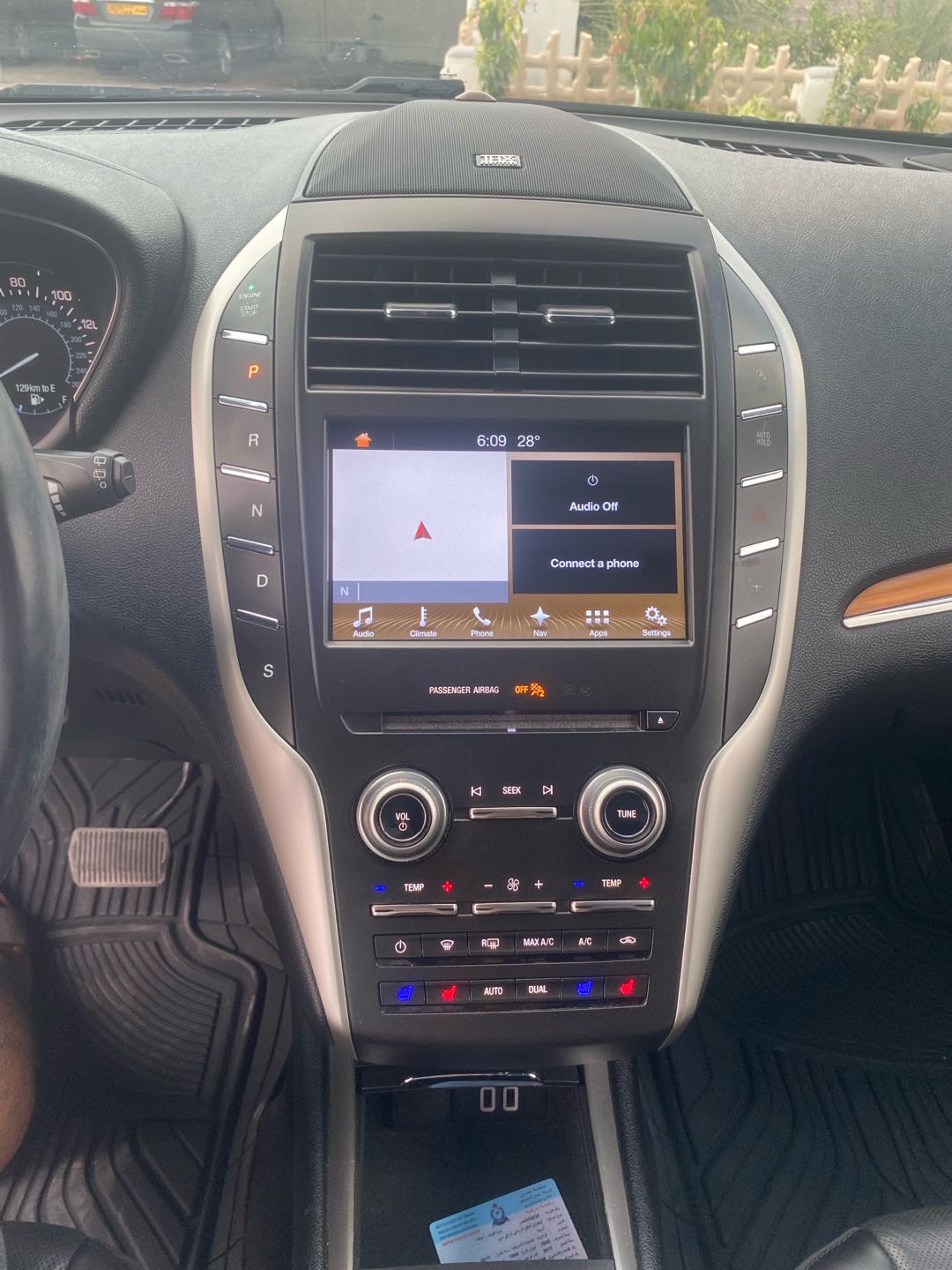 Car Image 2017 LINCOLN MKC 