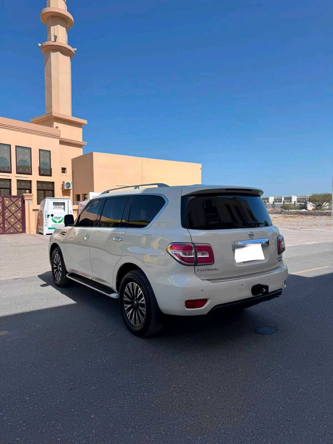 Car Image 2017 NISSAN PATROL Platinum