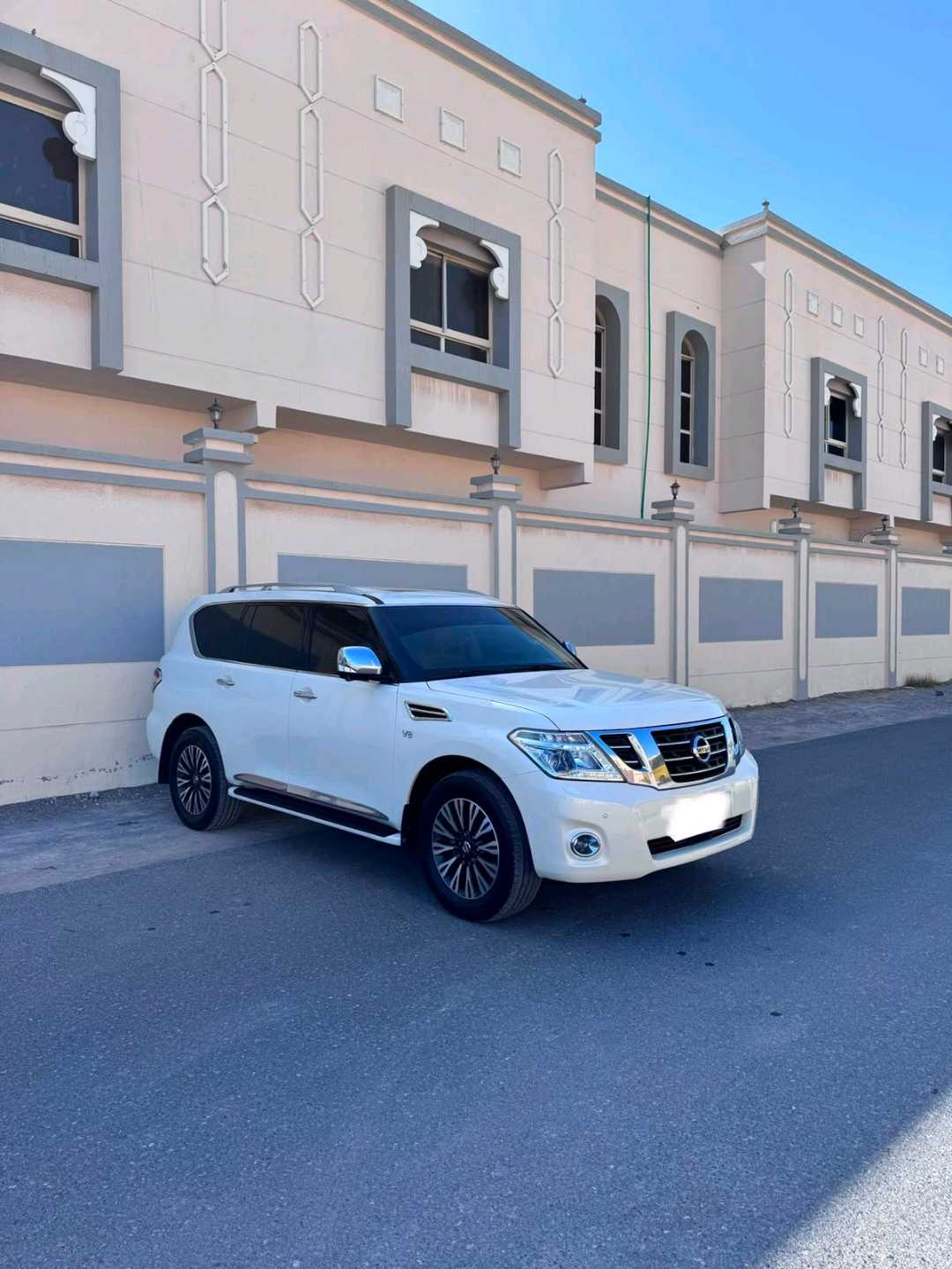 Car Image 2017 NISSAN PATROL Platinum