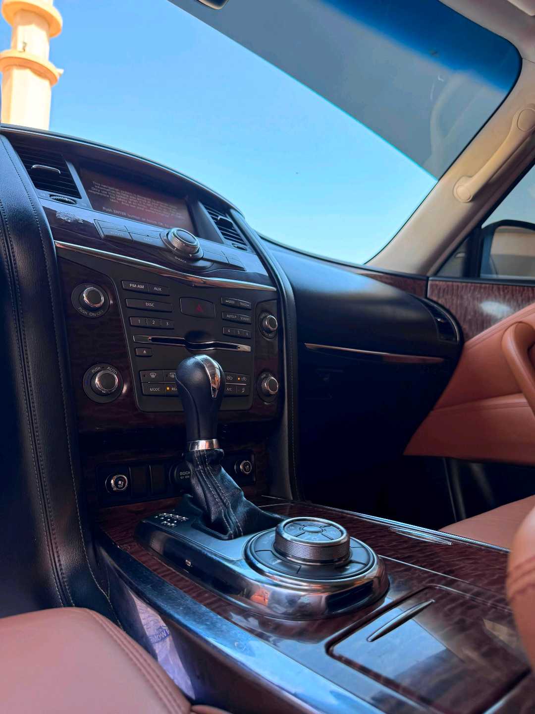 Car Image 2017 NISSAN PATROL Platinum