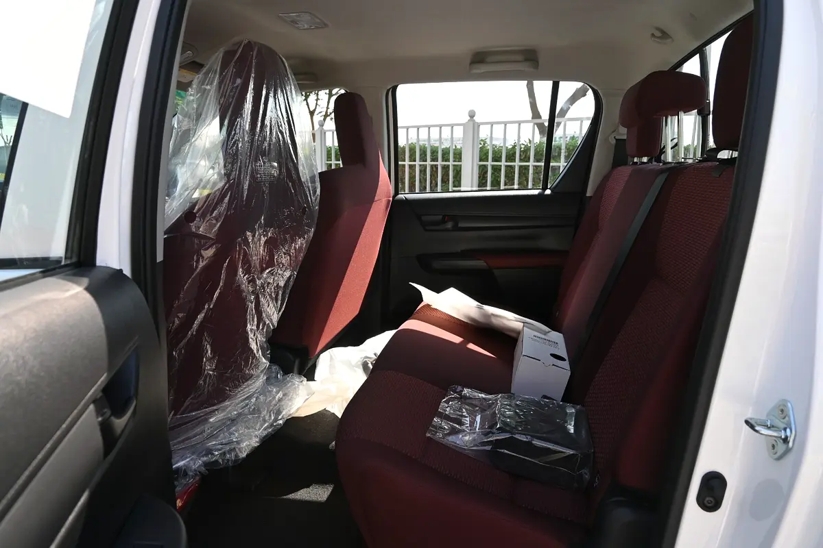 Car Image 2026 TOYOTA HILUX GL