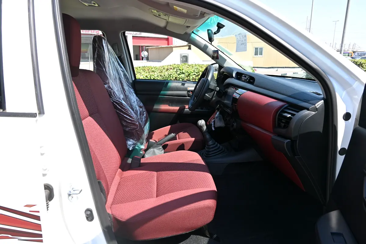 Car Image 2026 TOYOTA HILUX GL