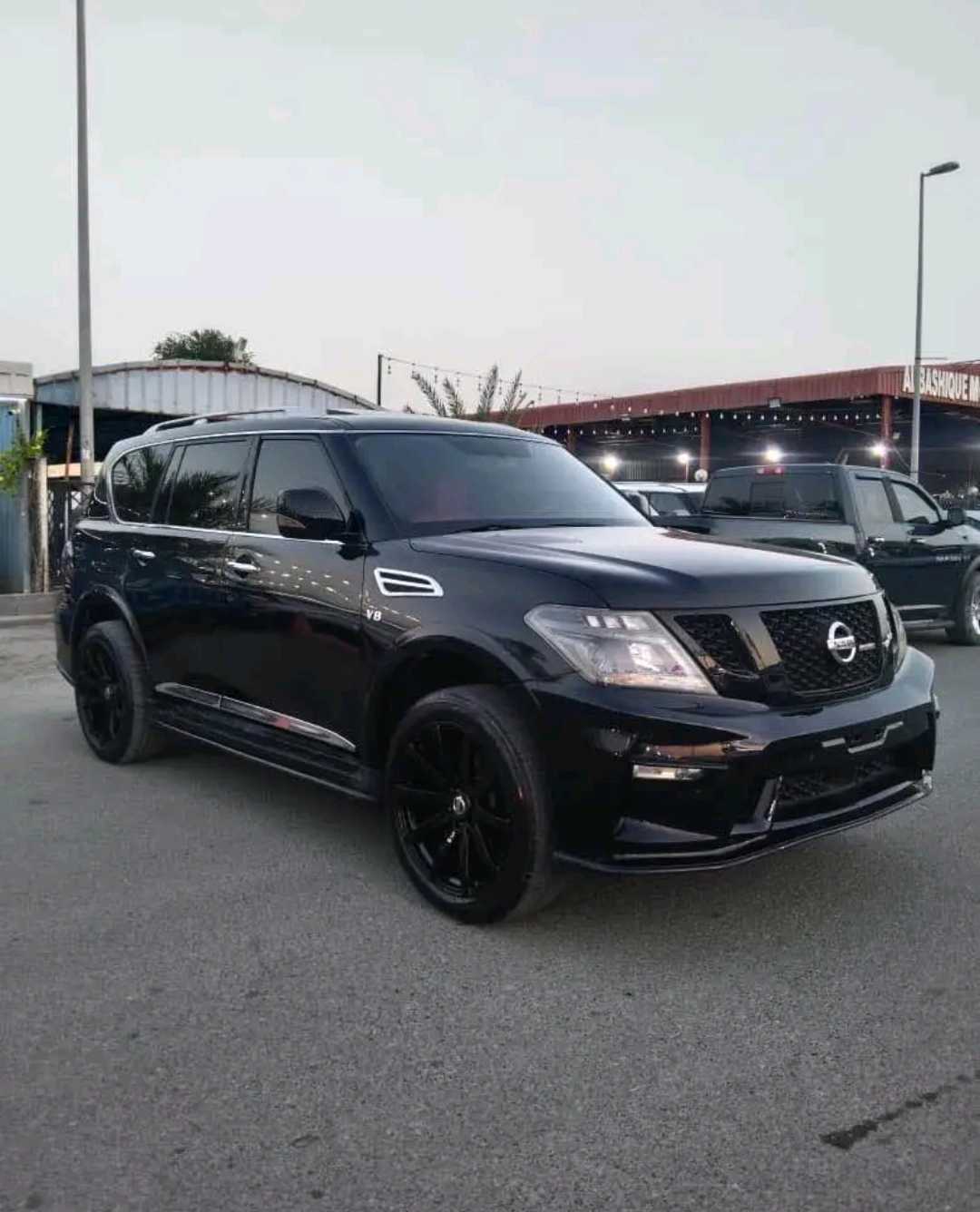 Car Image 2014 NISSAN PATROL SE