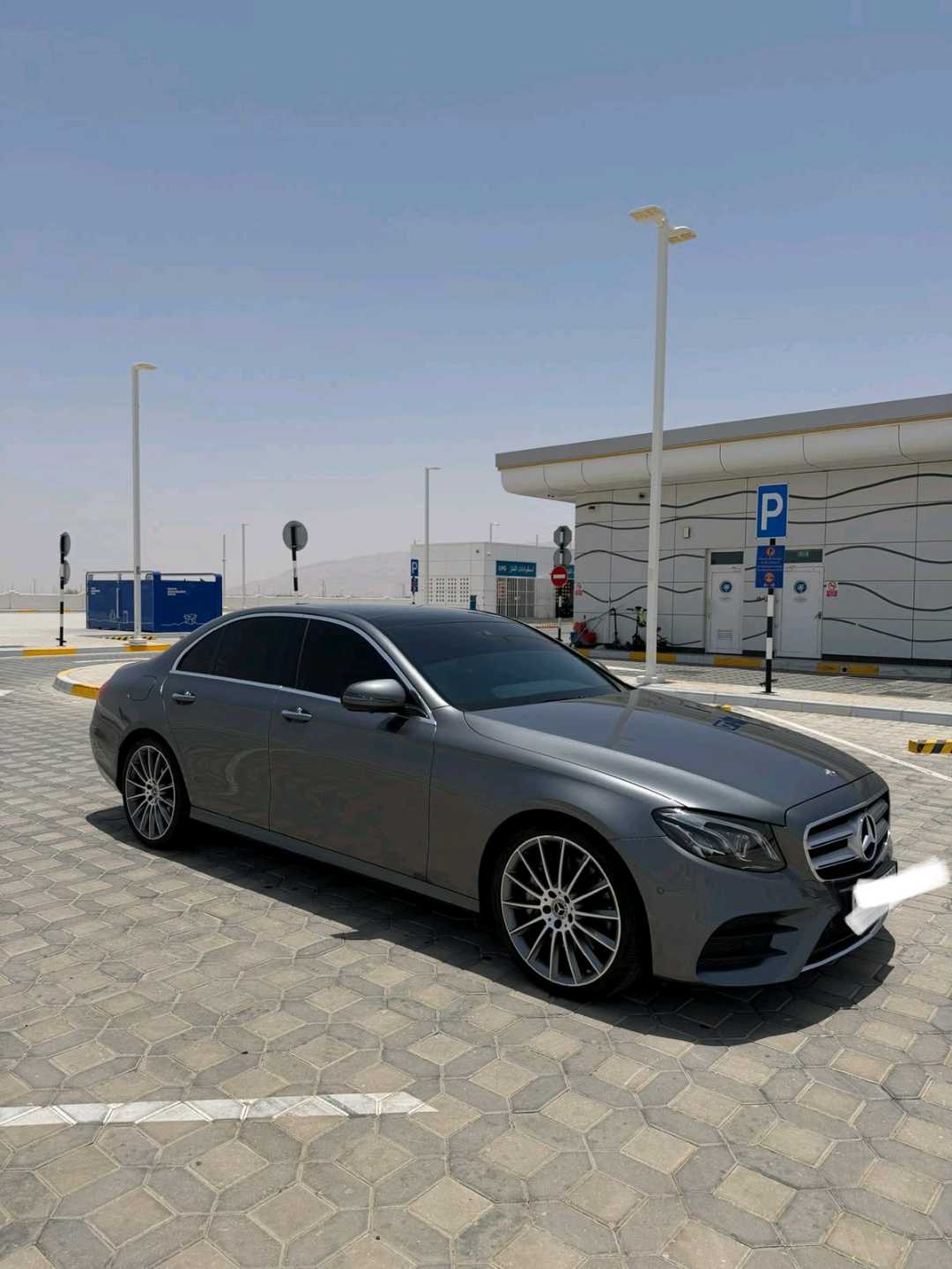 Car Image 2019 MERCEDES E Class 350