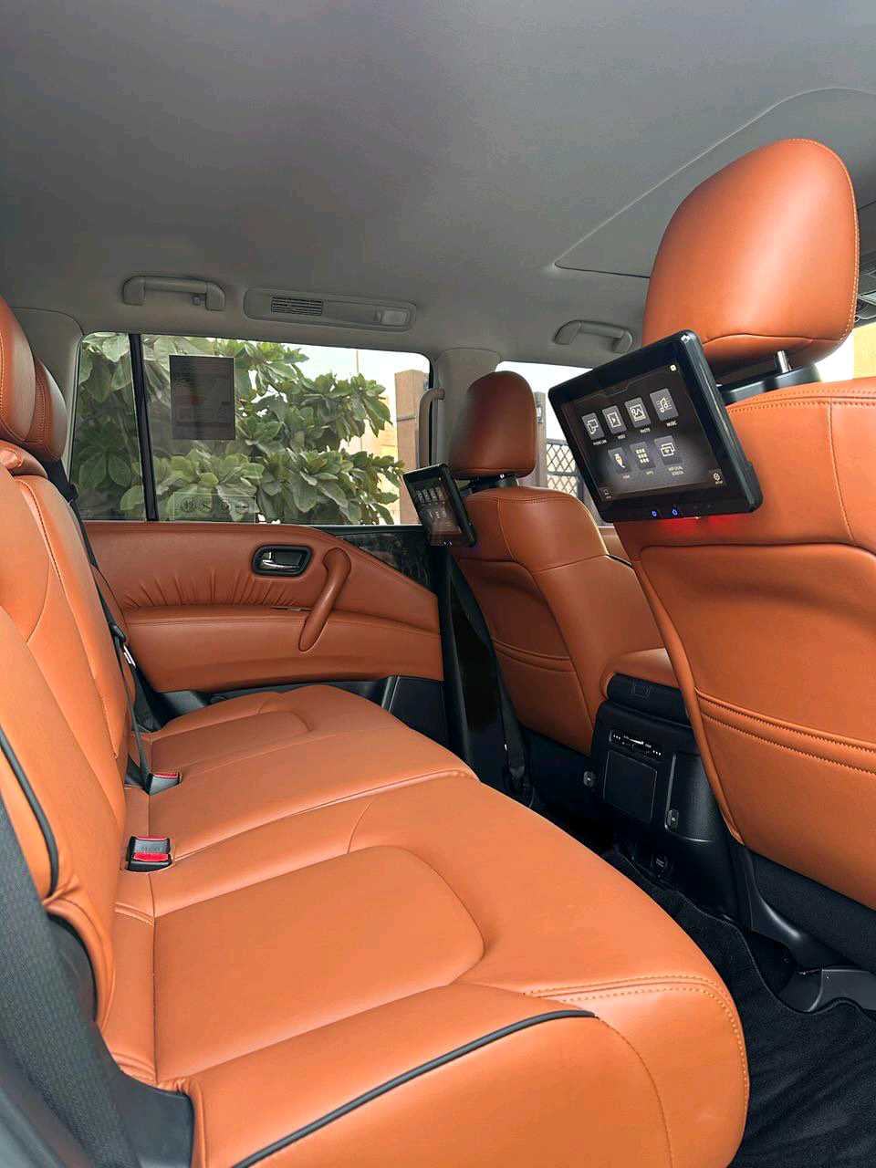 Car Image 2024 NISSAN PATROL LE