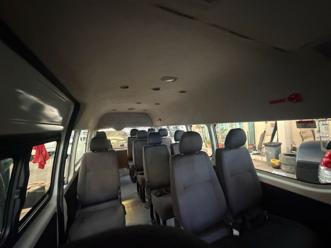 Car Image 2018 TOYOTA Hiace 