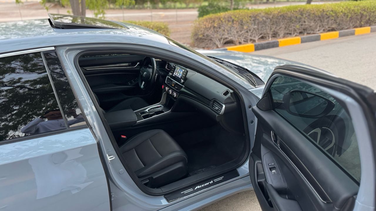Car Image 2022 HONDA ACCORD SPORT