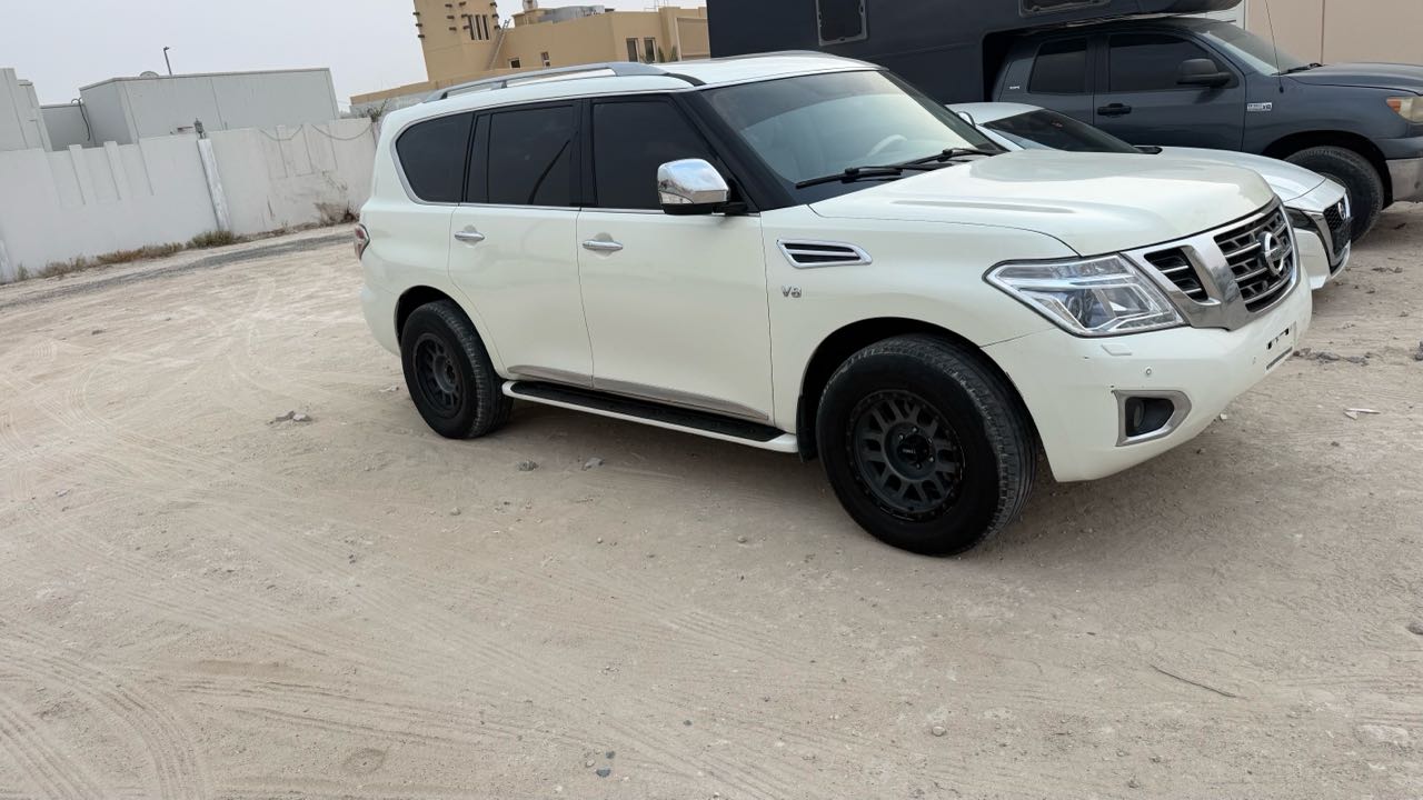 Car Image 2016 NISSAN PATROL Platinum