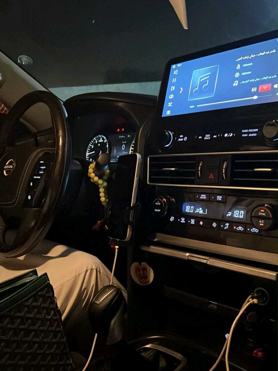 Car Image 2014 NISSAN PATROL Platinum