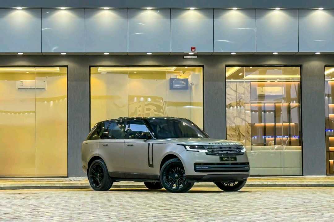 Car Image 2022 LAND ROVER VOGUE
