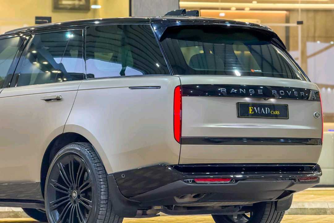 Car Image 2022 LAND ROVER VOGUE 