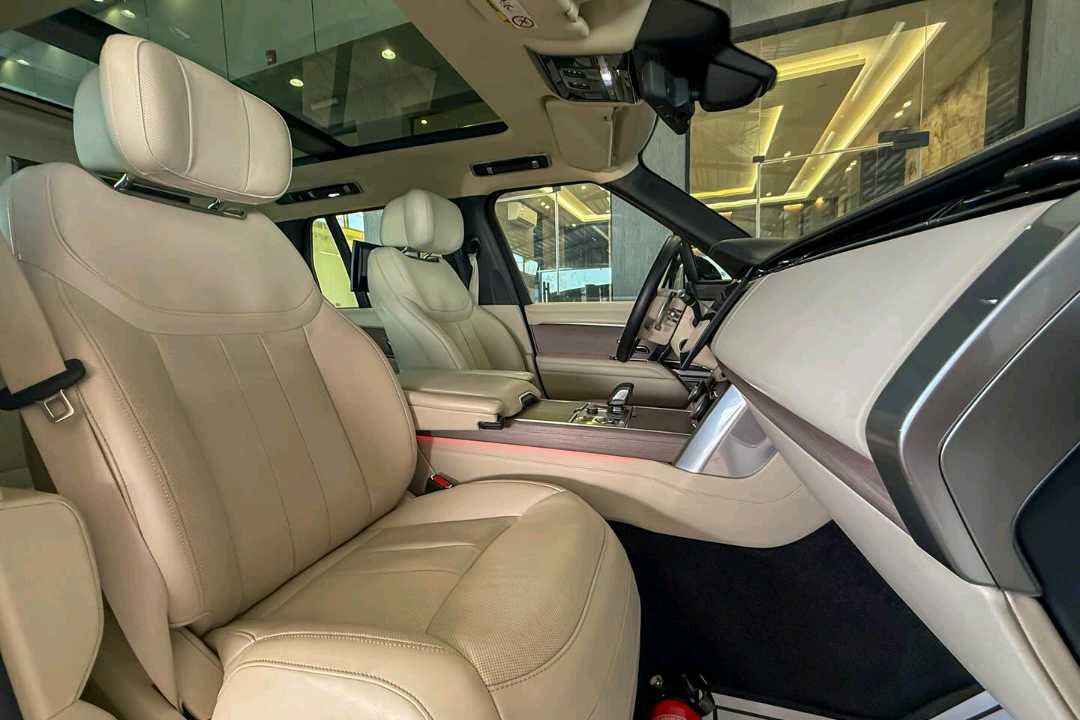 Car Image 2022 LAND ROVER VOGUE 